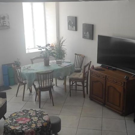 Apartament Les Plaisirs De La Ruralite Vendresse Zewnętrze zdjęcie